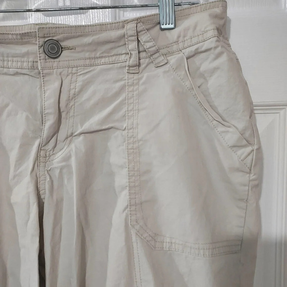 Lane Bryant Light Khaki Color Capri Length Pants in Size 14 - Picture 3 of 11